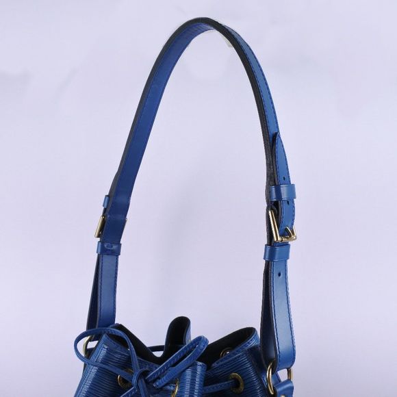 Louis Vuitton Noe Epi Leather Toledo Blue Shoulder Bag - Picture 4 of 7